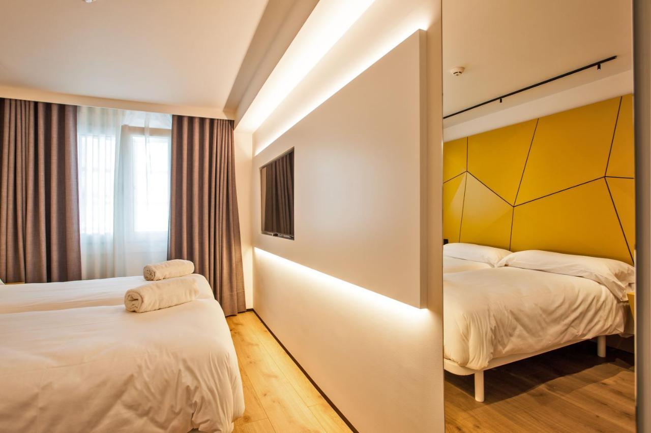 Hotel Plaza Obradoiro By Bossh! Hotels Santiago de Compostela Eksteriør billede